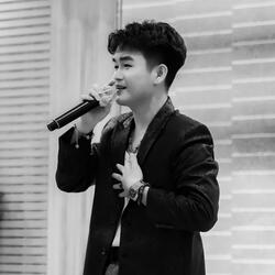 MƯA GIỮA MÙA HẠ