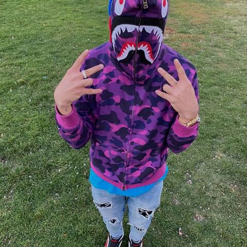 21August - Me Hechiza