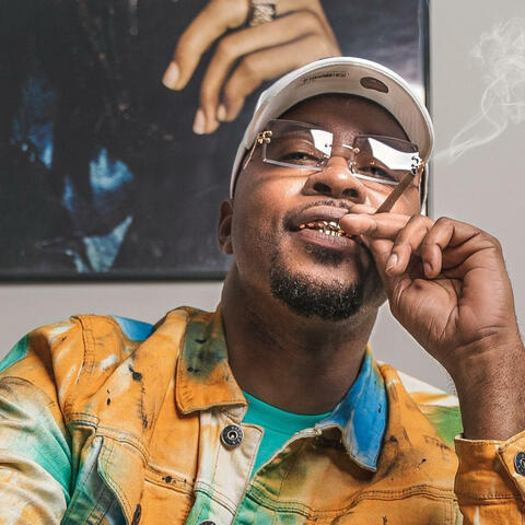 Cold World (feat. Skinny Bandz)