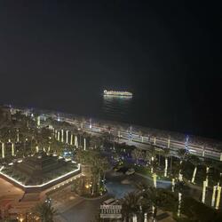 Exoti (feat. Lunchbox)