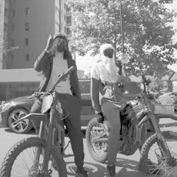 TRAPSTAR BAG R3MIX (feat. Trizz & Busygettinlizzy)