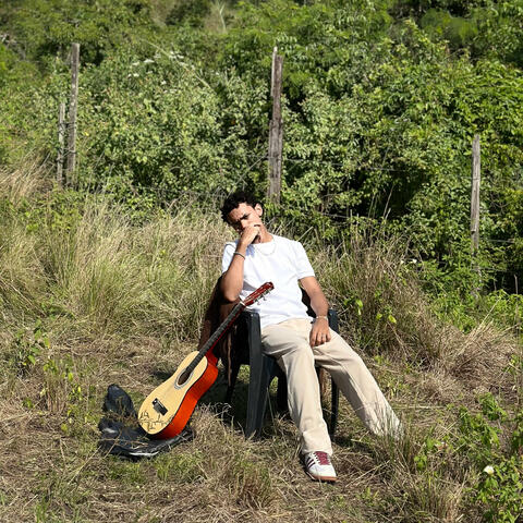 Sussurros De Um Sol Morto