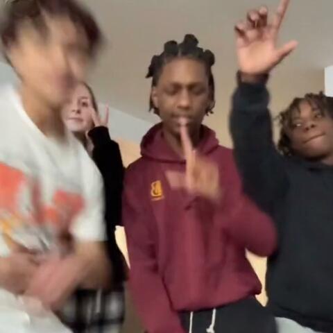 im dyin (feat. courtbot)