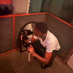 6 Man Of The Year (feat. Naaz2Fed & ChoppFrm15th)