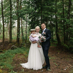 William & Jennifer & Novalie (feat. MOJA WALLNER)