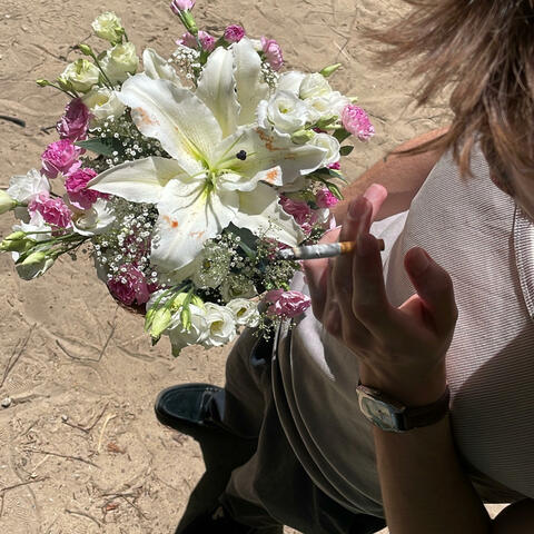 Bouquet de fleurs (feat. Janelle & Lilio)