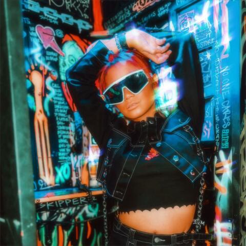 ROCKSTAR LIFE