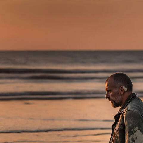 Tan Cerca y Tan Lejos