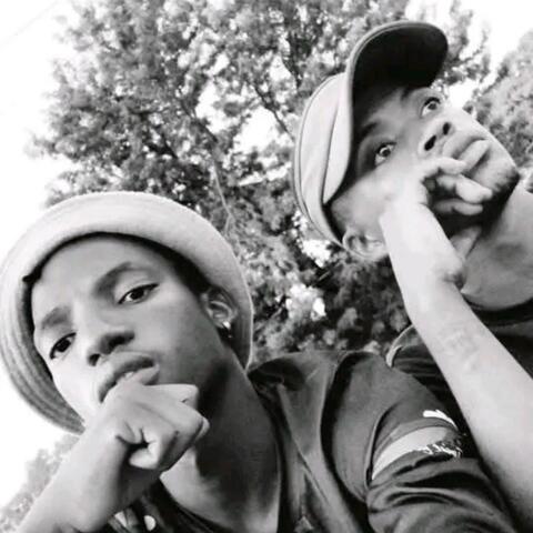 Ingulo (feat. Stonner Da Vocalist & Inkosi yenkanyezi)