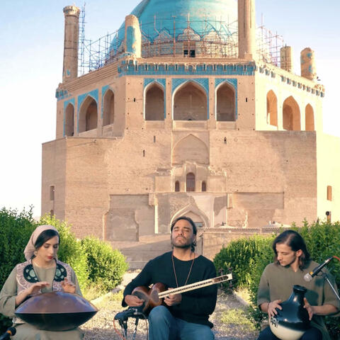 Iranian Tar-161(Soltaniyeh Dome Zanjan)