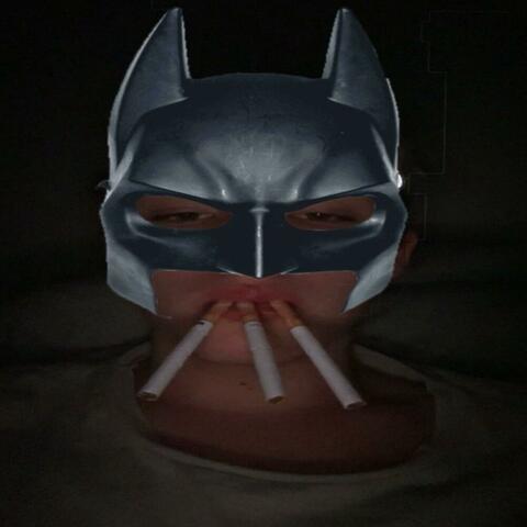 Ich schlage Schurken wie Batman