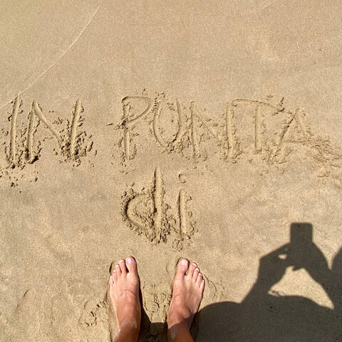 In punta di piedi