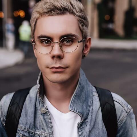 smart man with glasses