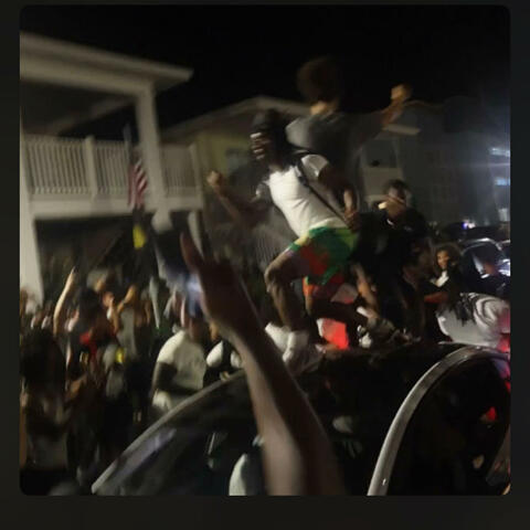 33rd Street (feat. Tay4DaWinn)
