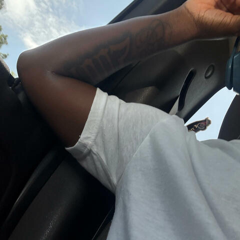 FREE BANDS (Prod.yungchukk) (feat. 10slimey)