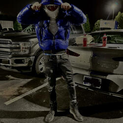 Michael Myers (feat. srt8ty)