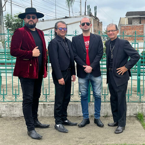 SILUETA PORTEÑA DELGADO BAND