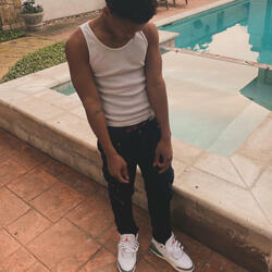 Risk to be rich (feat. Babygrape) (Official audio)