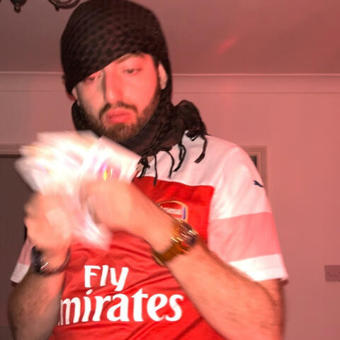 BACK IN THE BITCH! ™