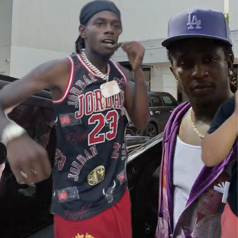 Snatching Young Thug Chain