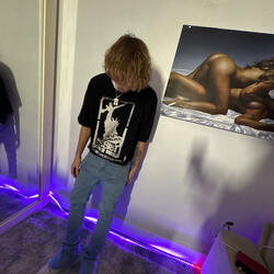 Out tha way (feat. Itakedrank)