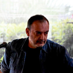 stou erota ta kastra