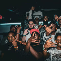 Feeding Frenzy (feat. 7vyn2real)