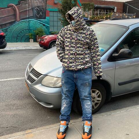 Yellow Tape! (feat. Polo Perks <3 <3 <3)