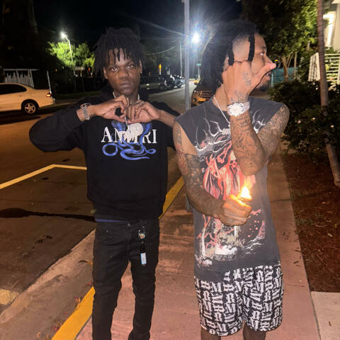 Hop Out (feat. GraveDigga Quez & QuaMoney)