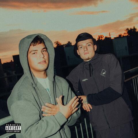 Under Min Hud (feat. Leonis)