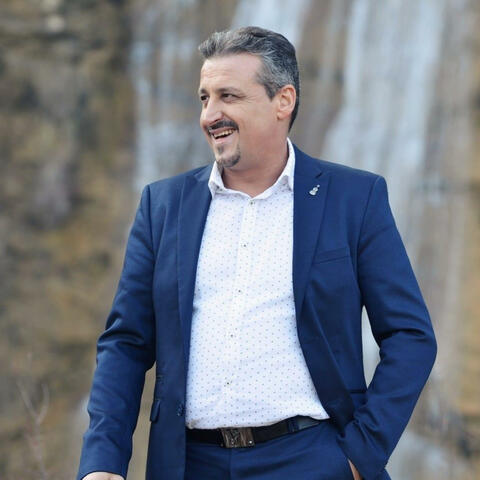 Aleks Micka - Engjell që s'shuhesh kurr