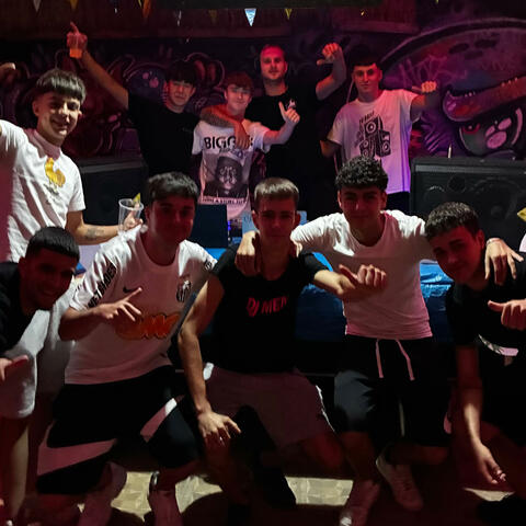 XixoB2bBelsue//3-ANIVERSARIO PUB FLOW
