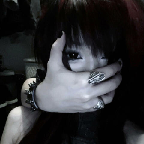 CREEPIN' IN THE DARK