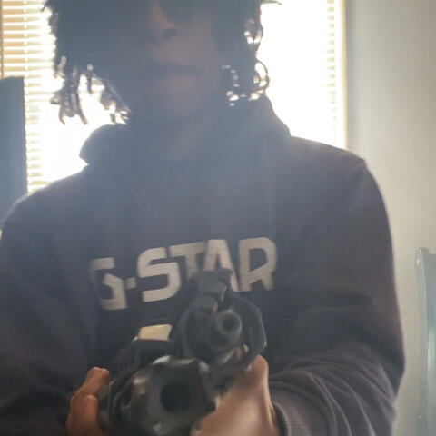 Coming thru here (feat. 28geecee)