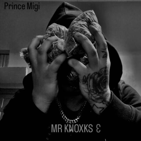 Smoked Out (feat. Lilshae)