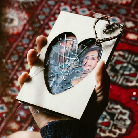 If The Walls Could Only Talk (AI Vocal)