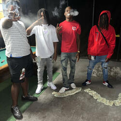 Keep On Shootin (feat. Quellie)