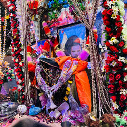 Guru Mukhe Kadman Ma Wehrae Piyar Kar | Guru Budhpuri |