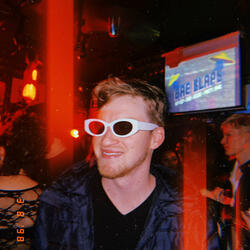 Friday Night (feat. Snuggy & Yungang)