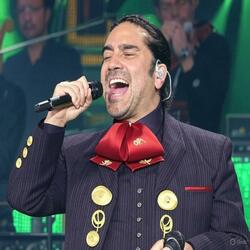 ME VOY A QUITAR DE EN MEDIO MIX