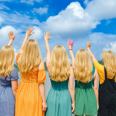 Beautiful Reasons to Be Happy