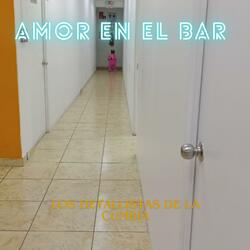 AMOR EN EL BAR