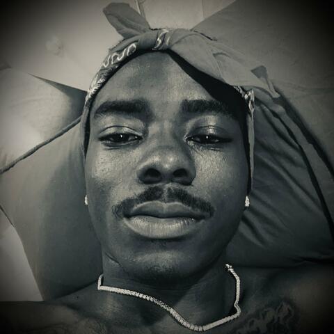 YNBF (feat. Prod By Muvee)