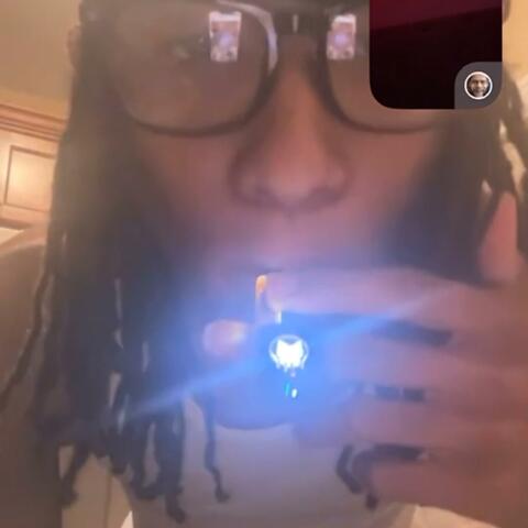 cutting up (feat. Syncere)