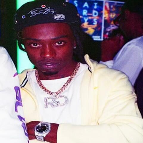 Hot Nigga (feat. Neno Calvin)