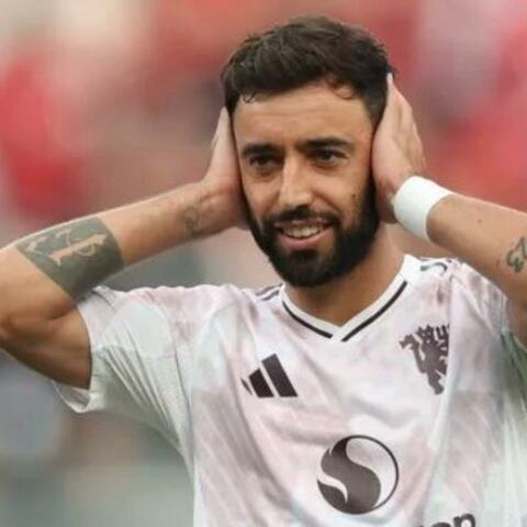 Bruno Fernandes captain of red