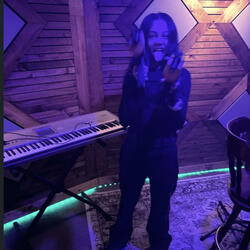 Bloodhound diss (feat. Aspen Kartier)