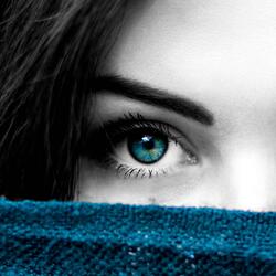 Gözlerinde Kaybolmuşum