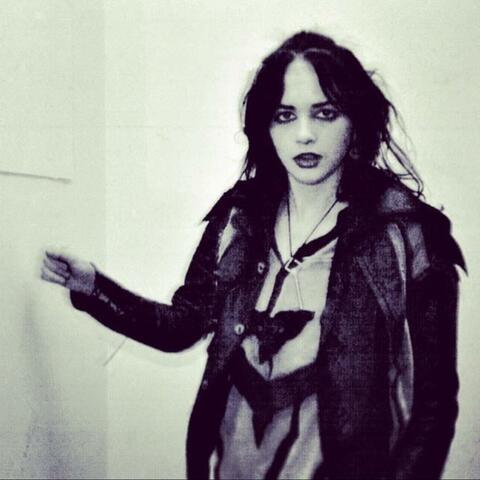 venus says/misanthropic