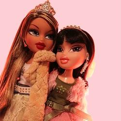 Vegas (feat. Spanish Barbii3)